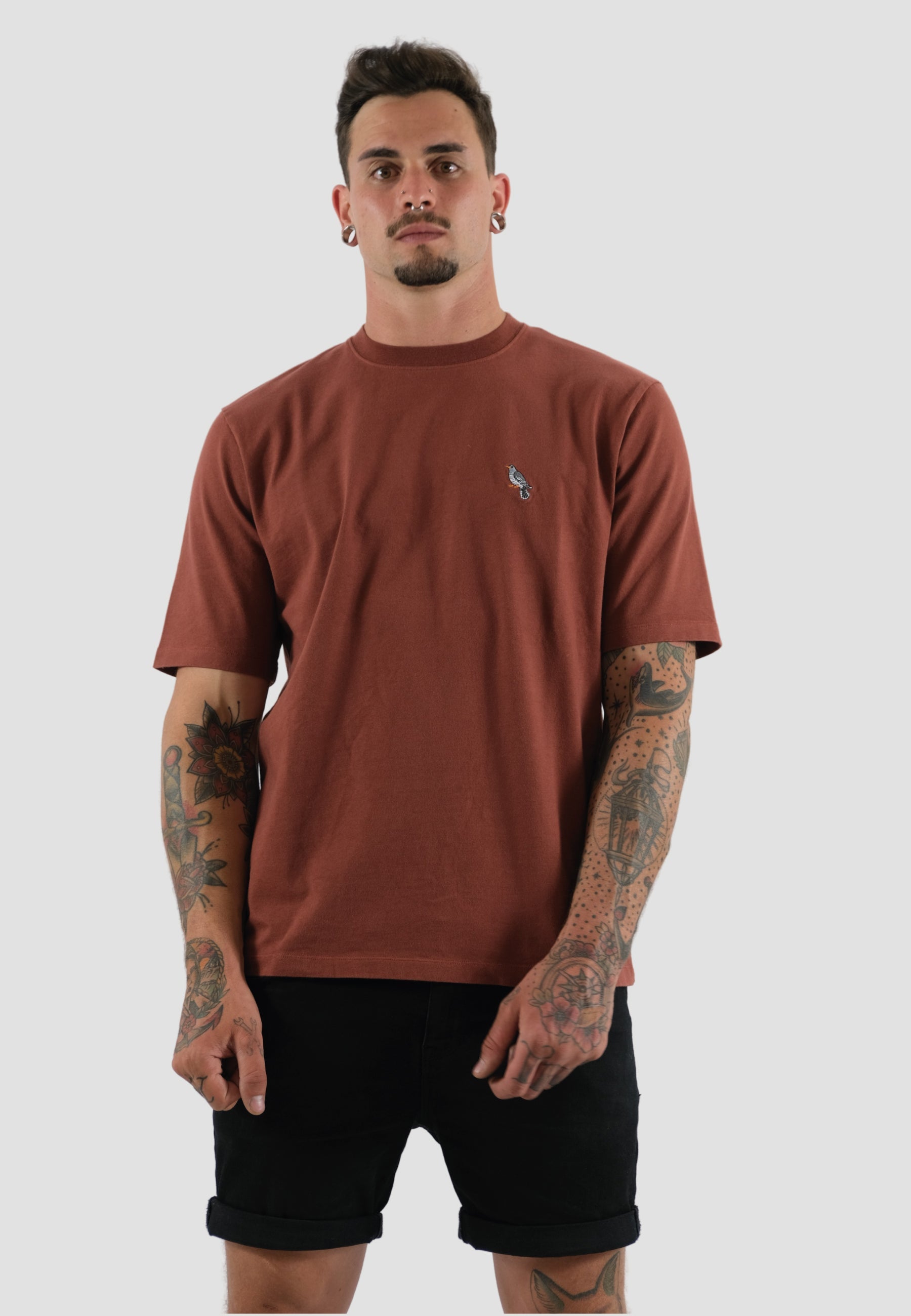 Basic Shirt mit Stick - Unisex - LEOPOLT & KUCKUCK