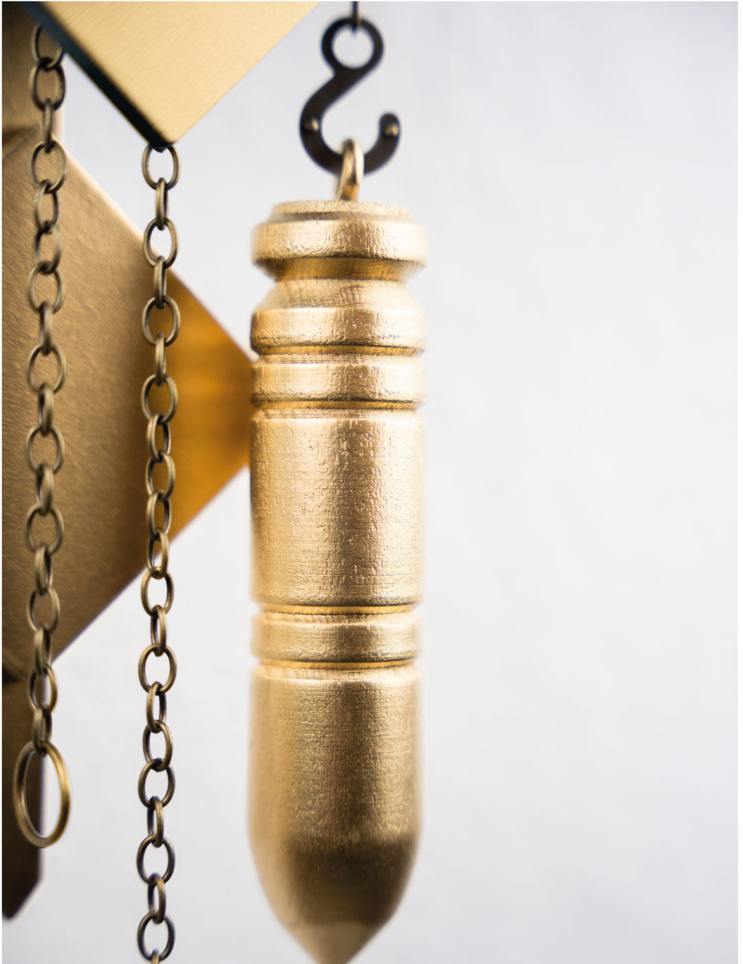 Moderne Kuckucksuhr - Gewichte-Gold