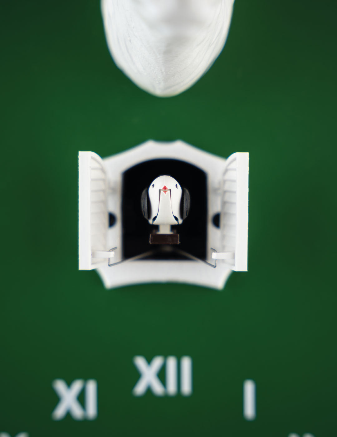 Moderne Kuckucksuhr - Grün-Weiß-Kuckucksruf