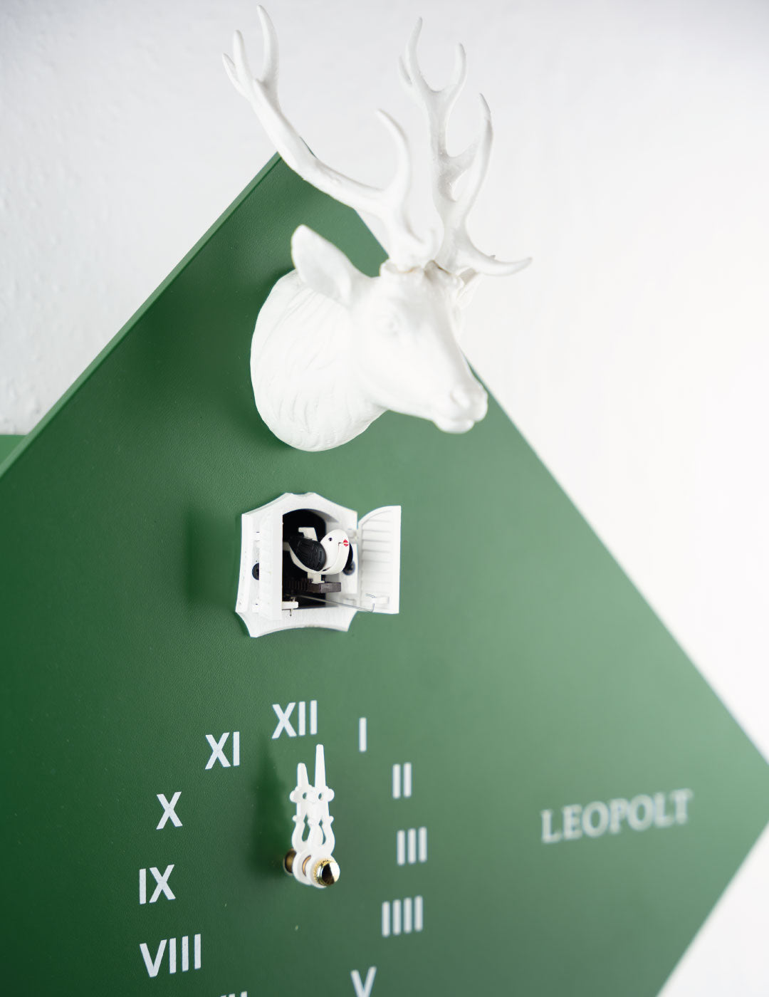 Moderne Kuckucksuhr - Grün-Weiß-Kuckucksruf-volle-Stunde